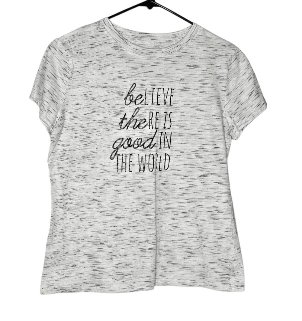 Boutique Believe There Is Good In The World Short Sleeve Tee Women's Large